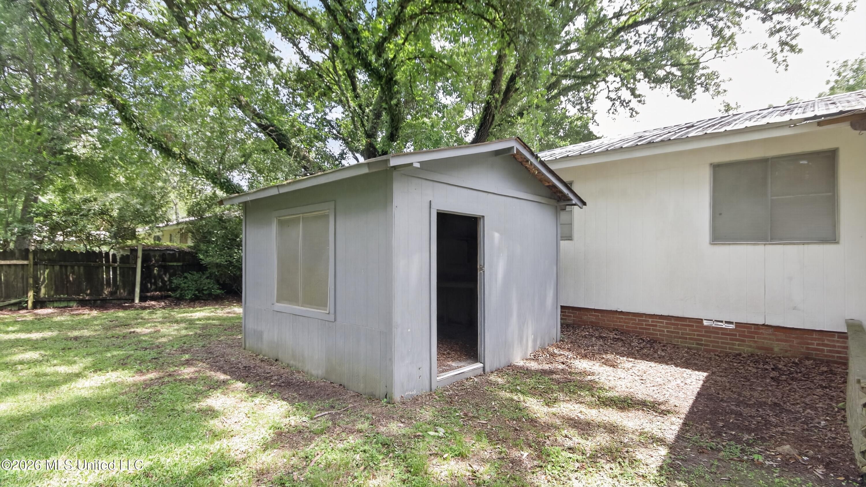 236 South Canton Club Circle Jackson, MS 39211 - Photo 28 of 30 09_236_S_Canton_Club_Cir-Exterior-0290