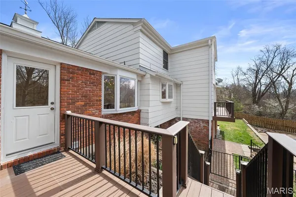 $920,000 | 29 Summerhill Lane, Town and Country, MO 63017