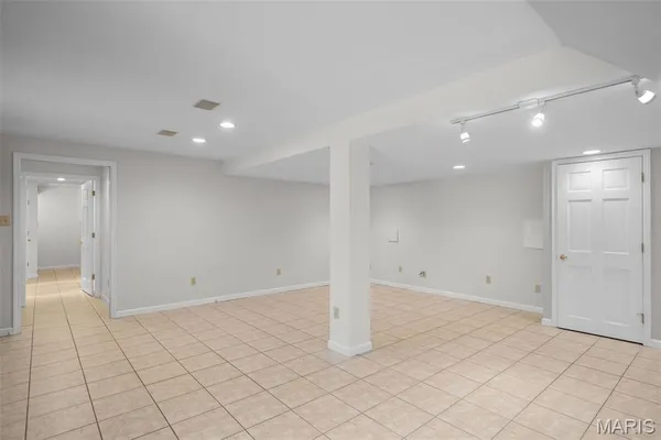 $920,000 | 29 Summerhill Lane, Town and Country, MO 63017