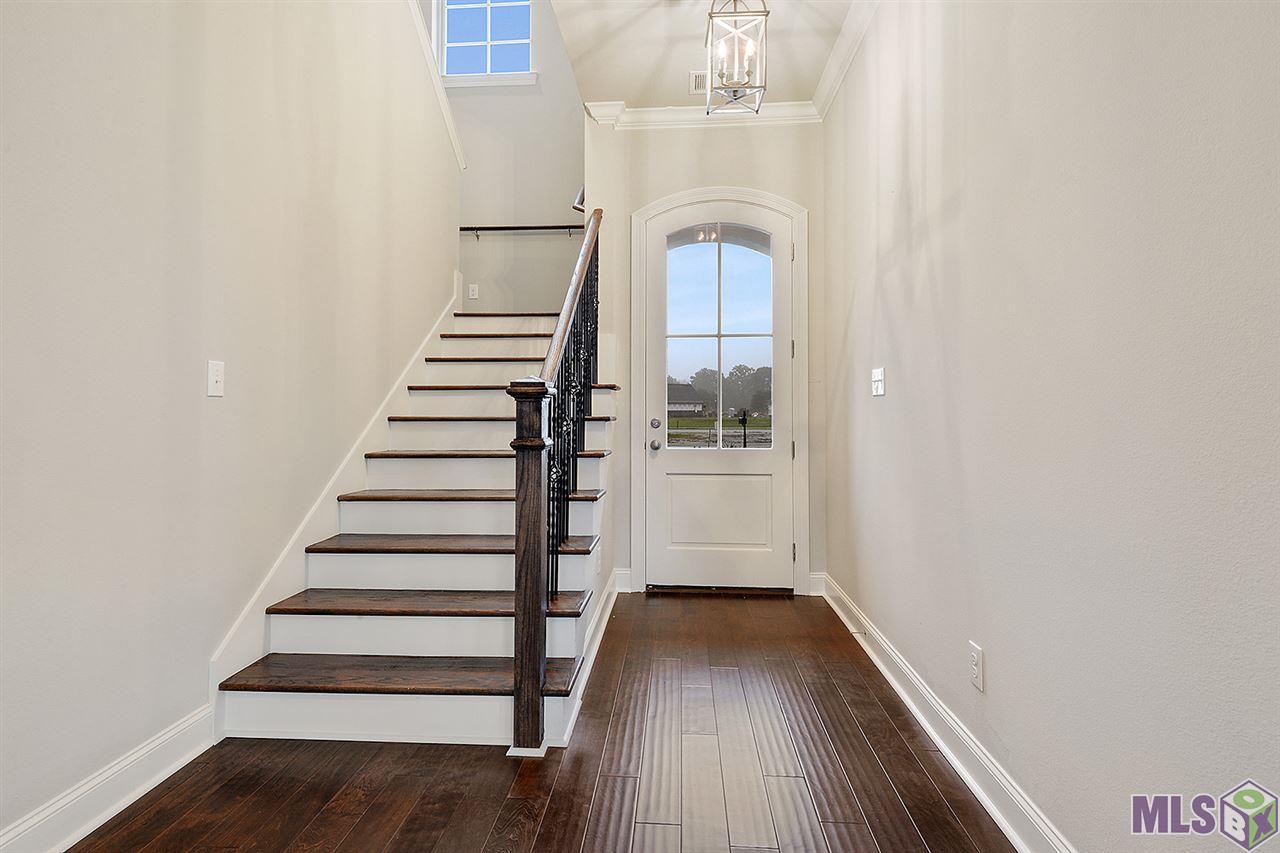 30644 Blue Wing Crescent Springfield, LA 70462 - Photo 3 of 21 Gallery Image 3