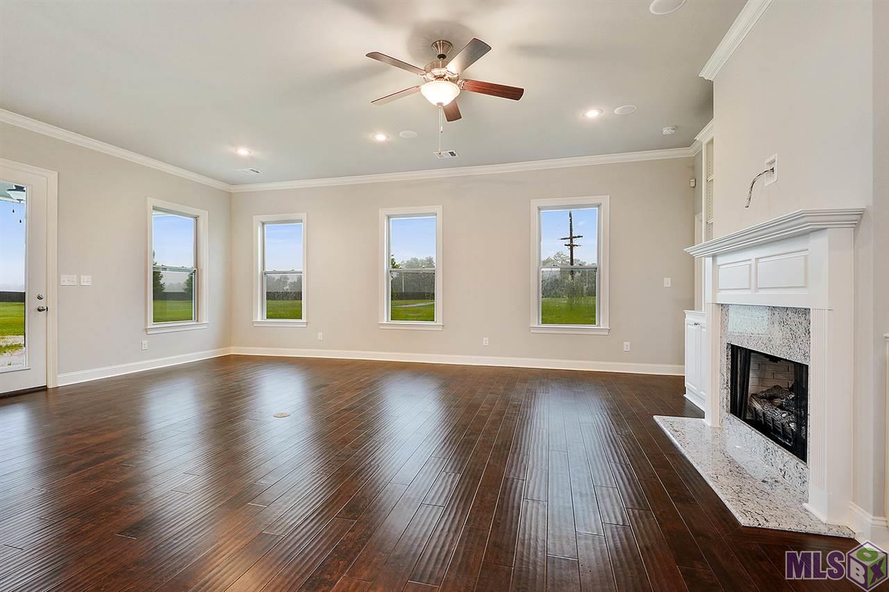 30644 Blue Wing Crescent Springfield, LA 70462 - Photo 4 of 21 Gallery Image 4