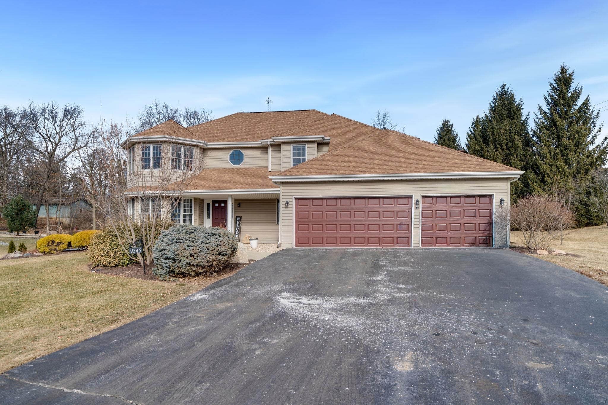 9345 Oakleaf Court Byron, IL 61010 - Photo 2 of 59