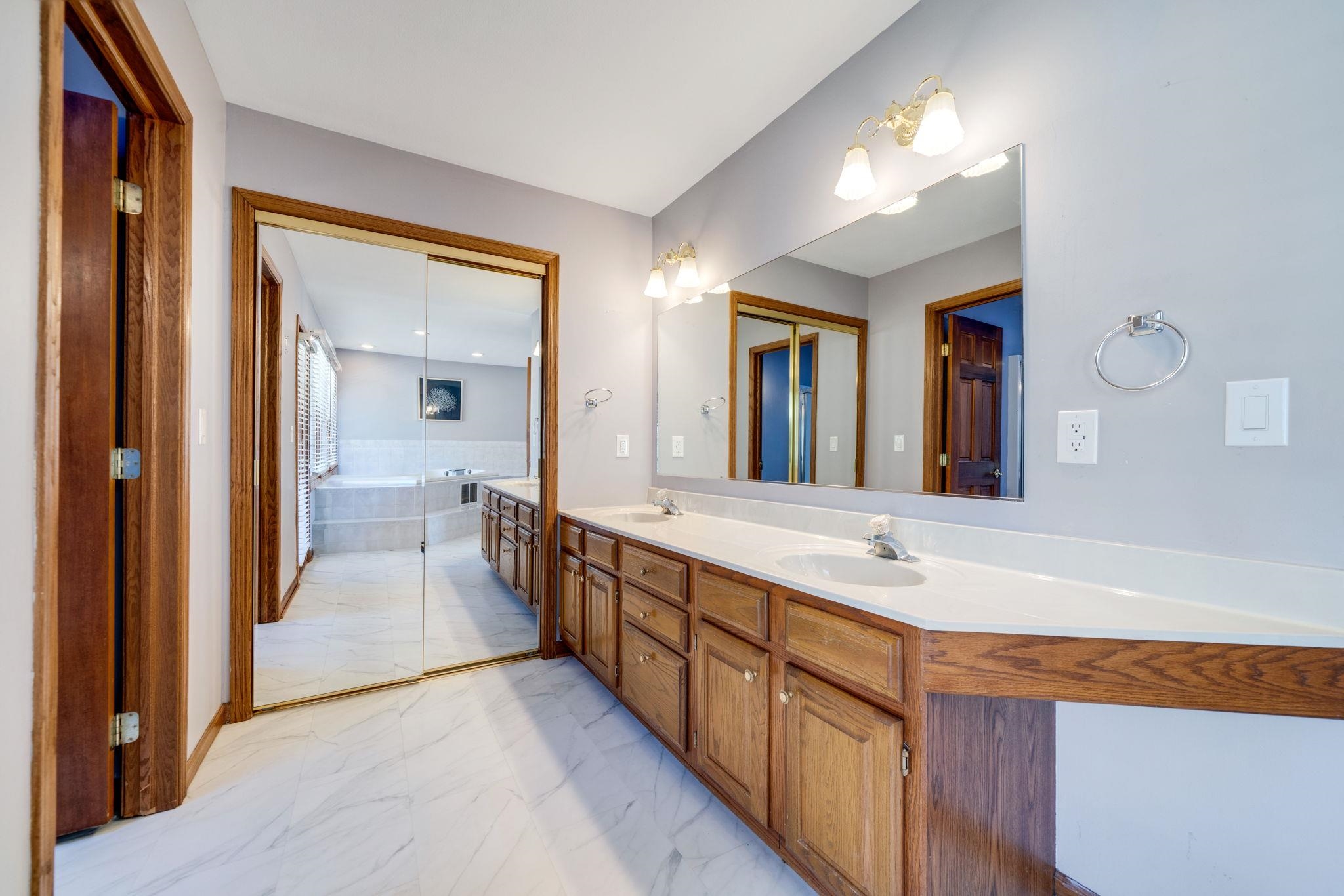 9345 Oakleaf Court Byron, IL 61010 - Photo 33 of 59