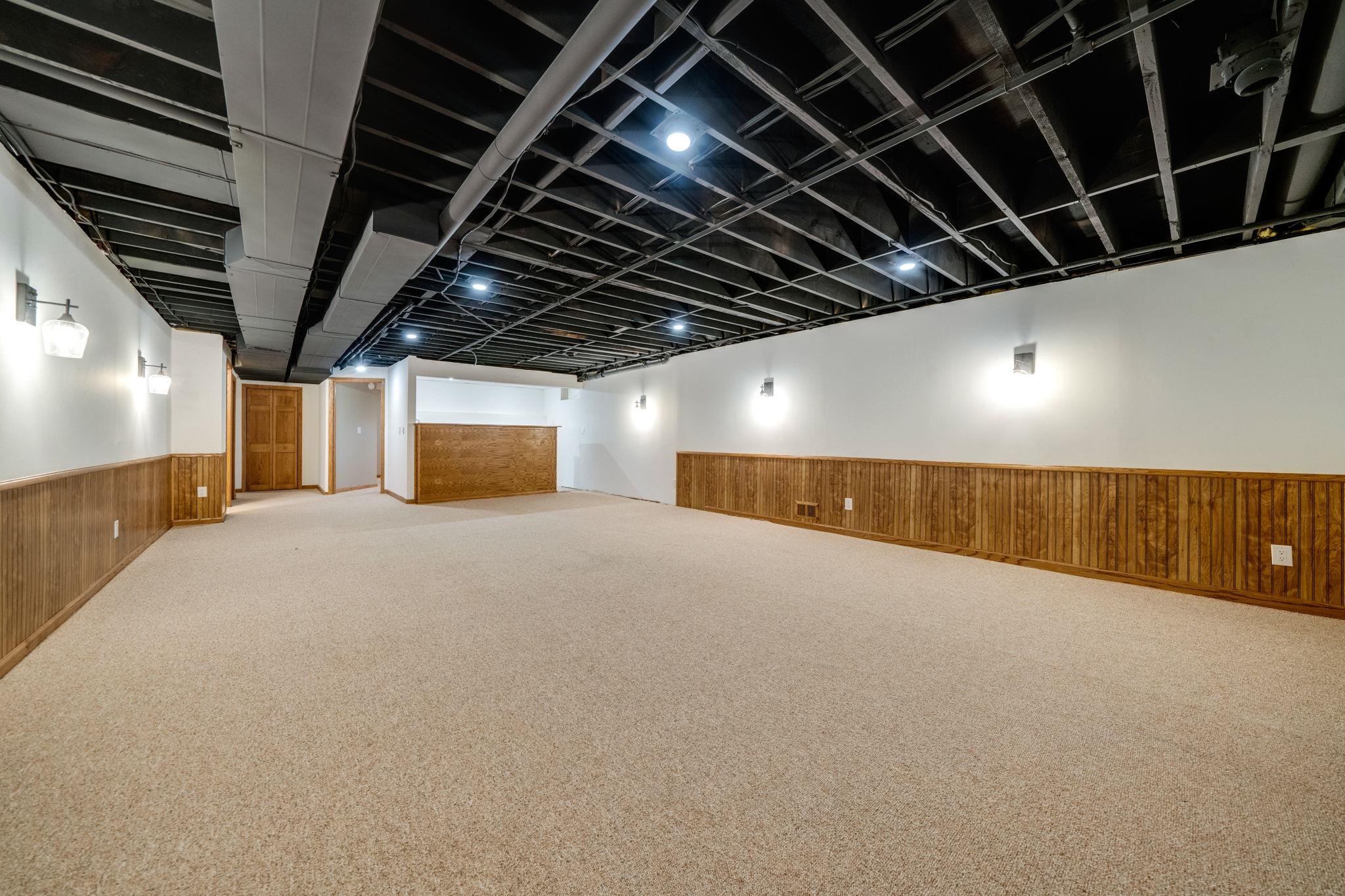 9345 Oakleaf Court Byron, IL 61010 - Photo 44 of 59