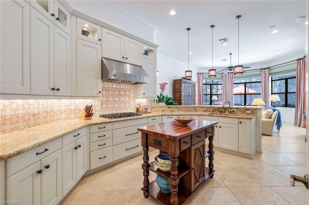 6477 Costa Circle Naples, FL 34113 - Photo 17 of 43