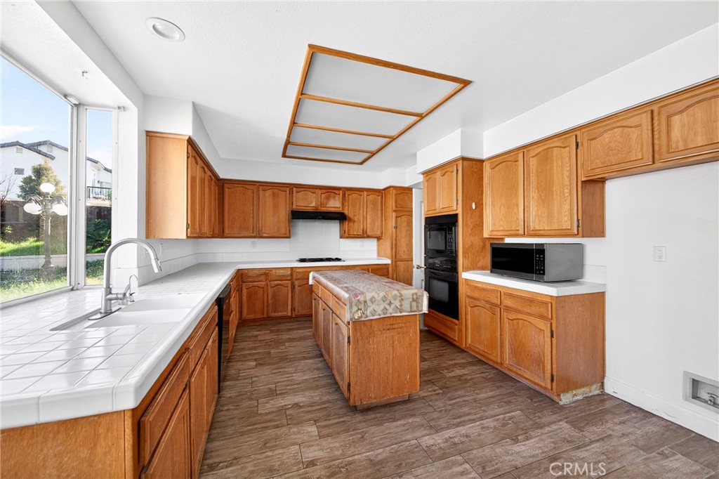 11238 Skyview Lane Rancho Cucamonga, CA 91737 - Photo 11 of 33