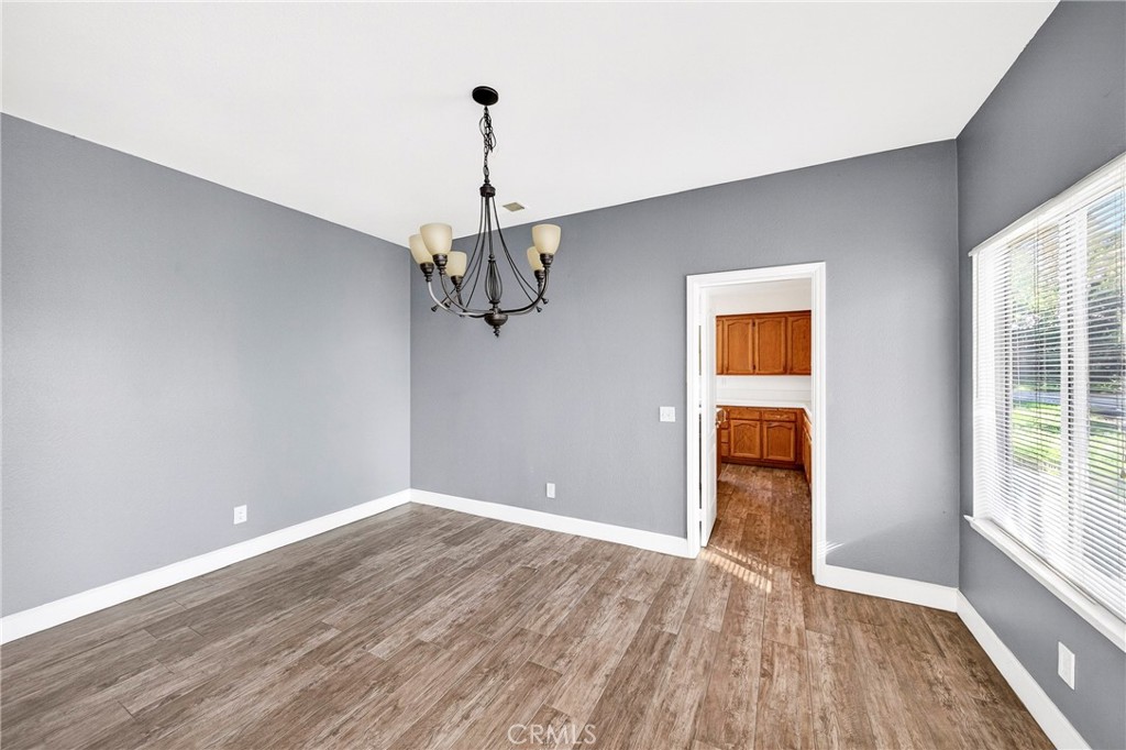 11238 Skyview Lane Rancho Cucamonga, CA 91737 - Photo 8 of 33