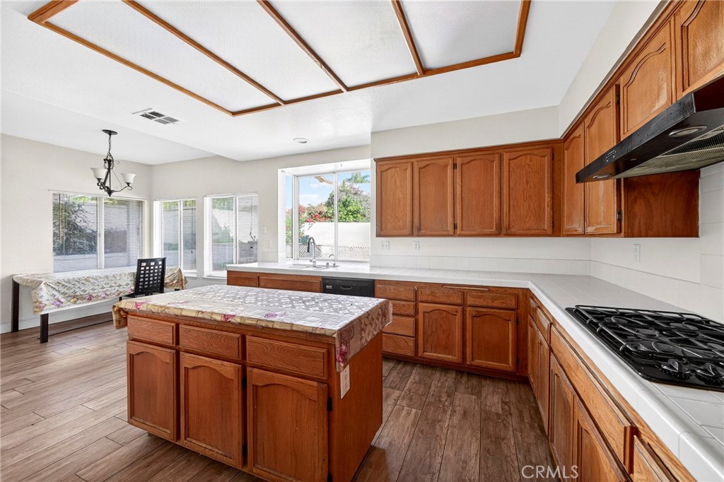 11238 Skyview Lane Rancho Cucamonga, CA 91737 - Photo 9 of 33