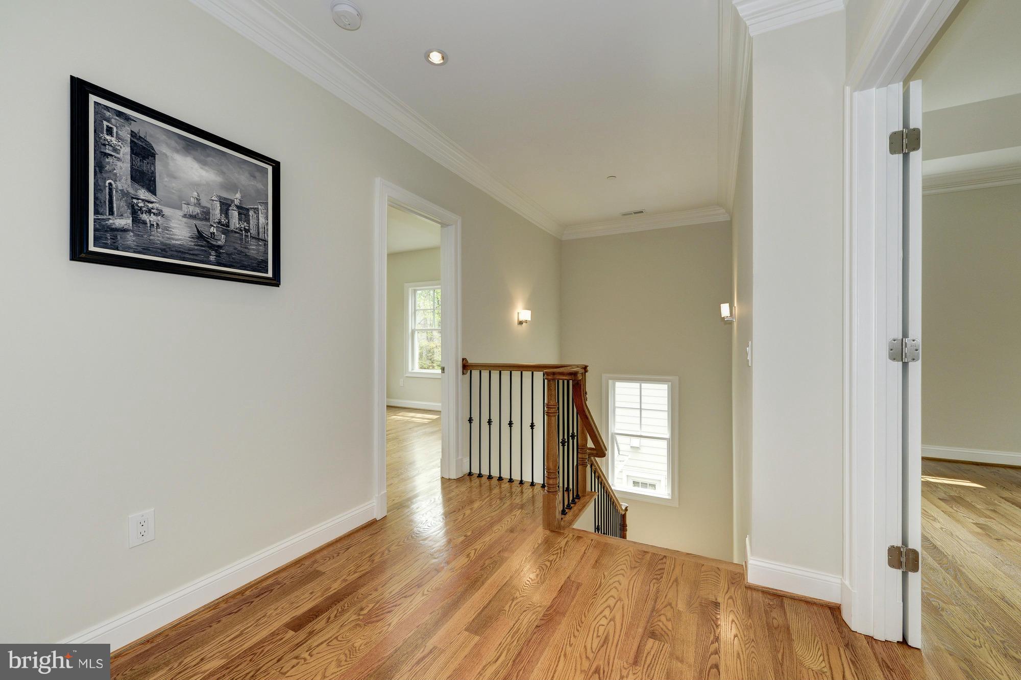 5304 Yorktown Road Bethesda, MD 20816 - Photo 13 of 30 Interior (General)