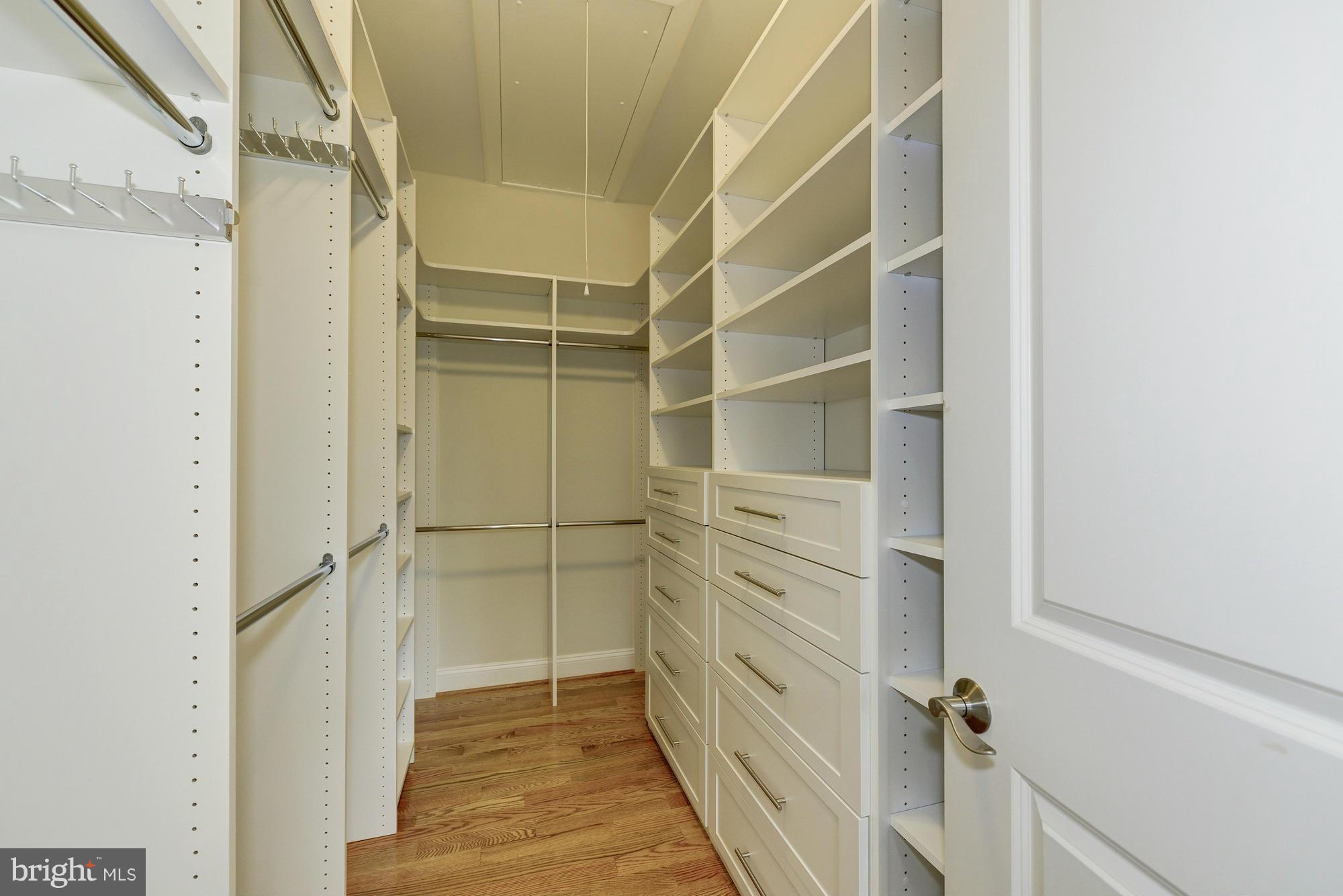 5304 Yorktown Road Bethesda, MD 20816 - Photo 17 of 30 Bedroom (Master)