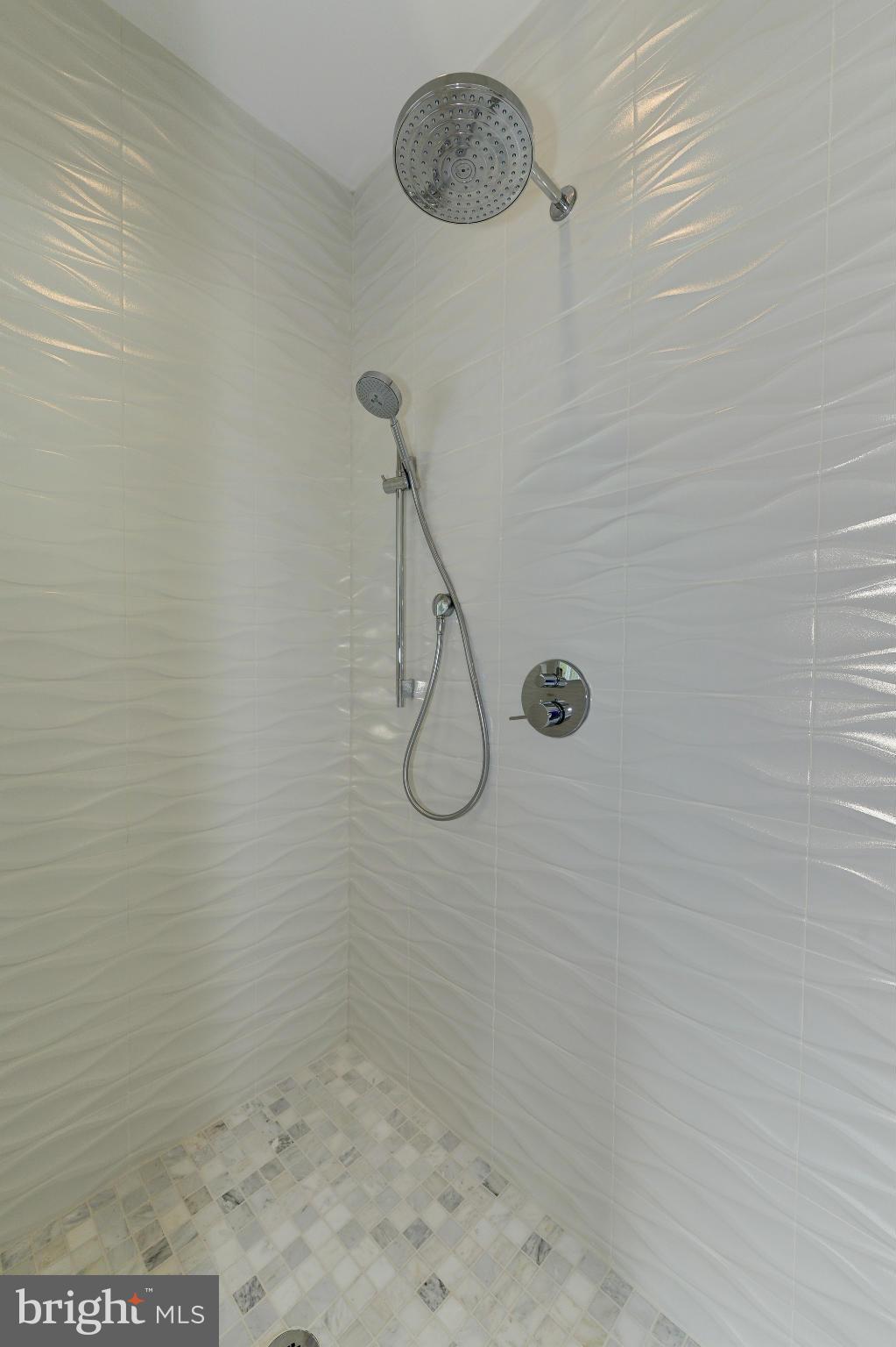5304 Yorktown Road Bethesda, MD 20816 - Photo 20 of 30 Bath (Master)