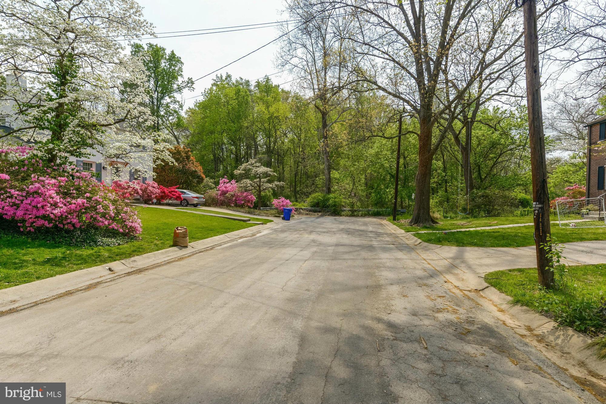 5304 Yorktown Road Bethesda, MD 20816 - Photo 30 of 30 Community