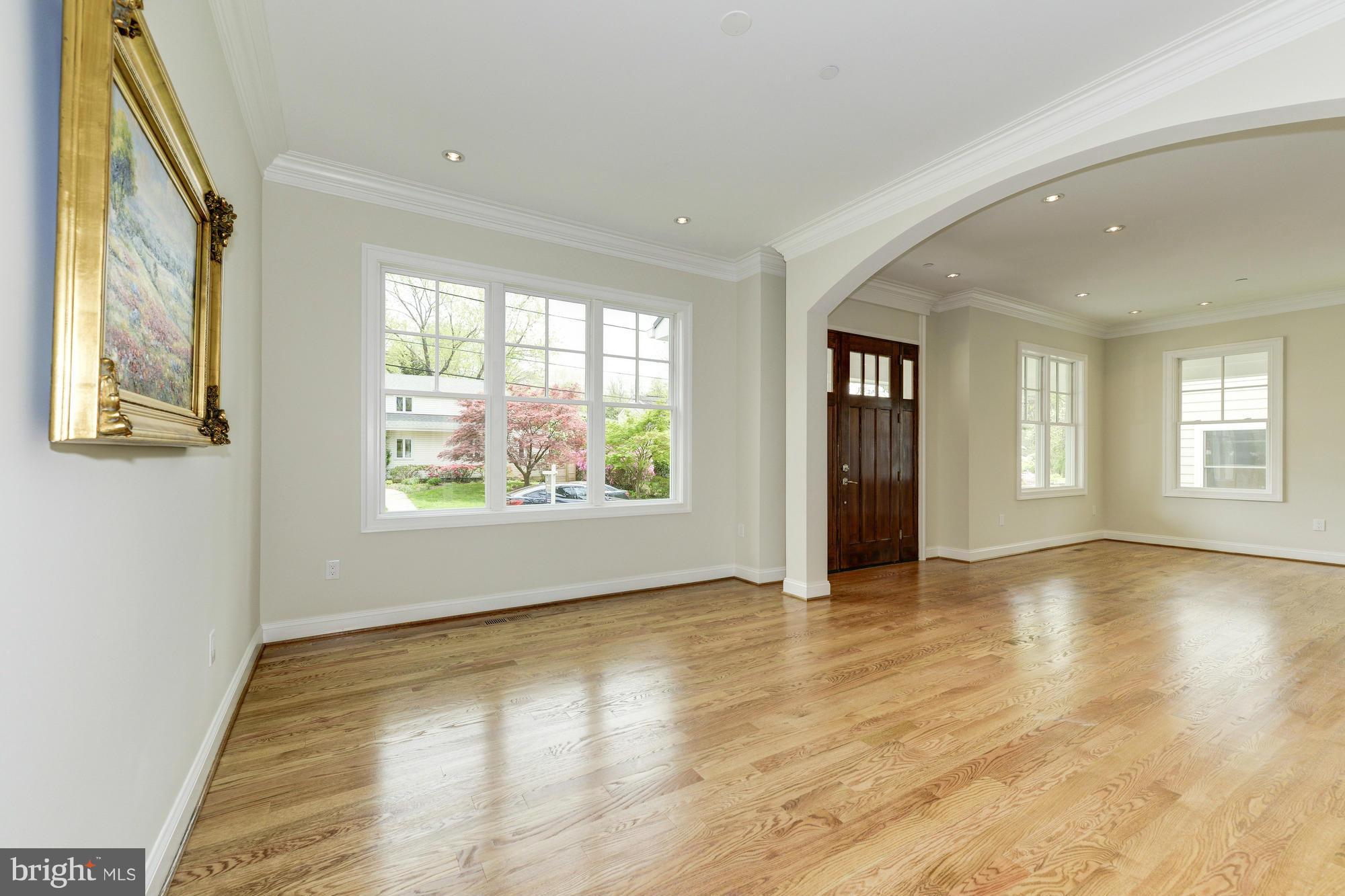 5304 Yorktown Road Bethesda, MD 20816 - Photo 4 of 30 Dining Room