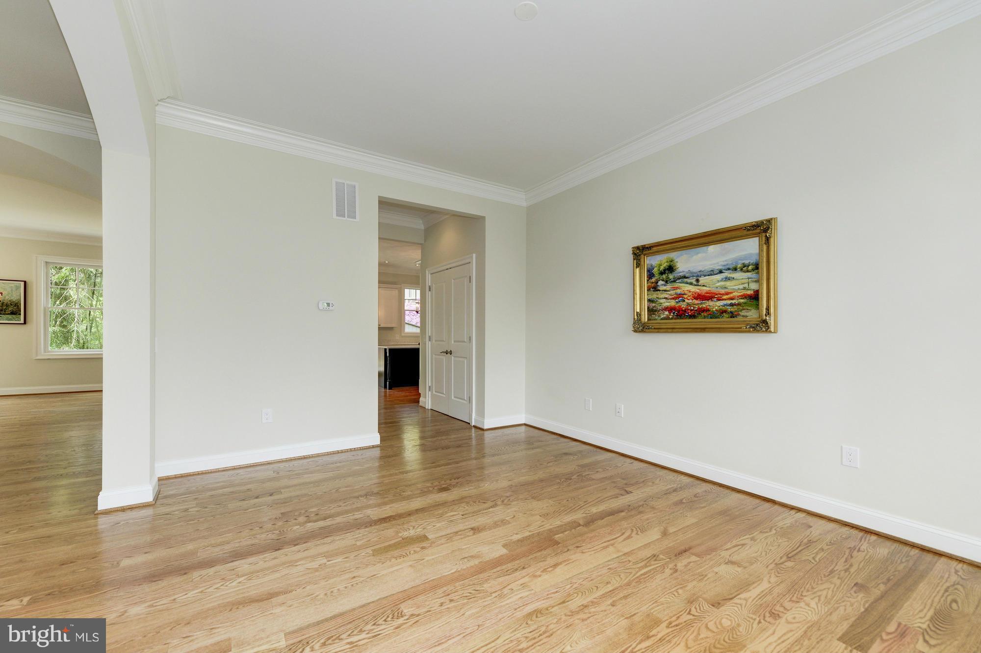 5304 Yorktown Road Bethesda, MD 20816 - Photo 6 of 30 Dining Room