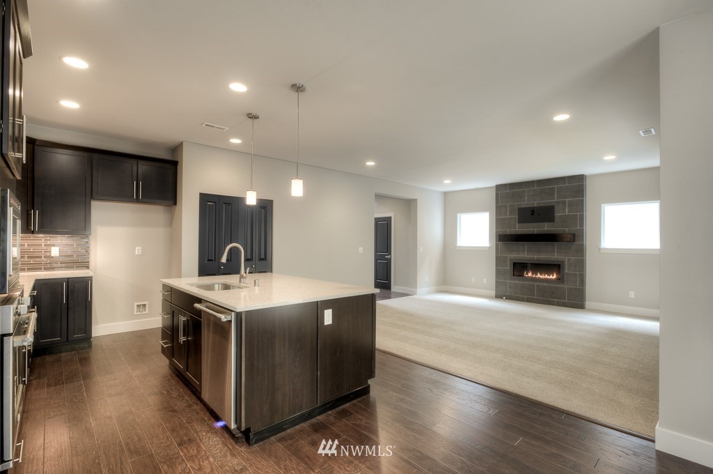 1227 199th Street Southeast, Unit ARV48 Bothell, WA 98012 - Photo 7 of 12 Gallery Image 7