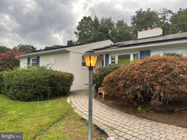 $599,000 | 7 Shaw Avenue, Silver Spring, MD 20904