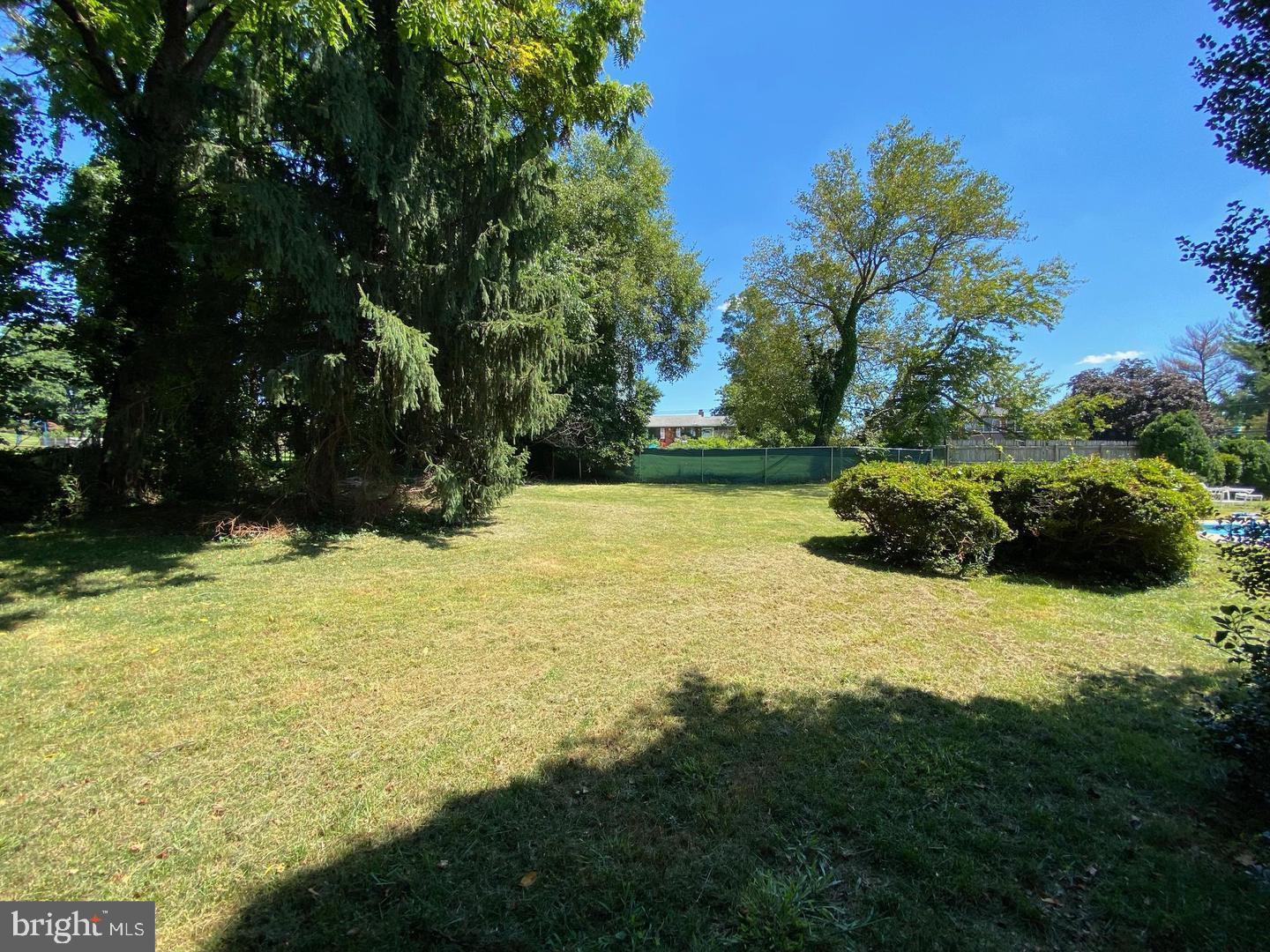 7 Shaw Avenue Silver Spring, MD 20904 - Photo 23 of 26 Large backyard