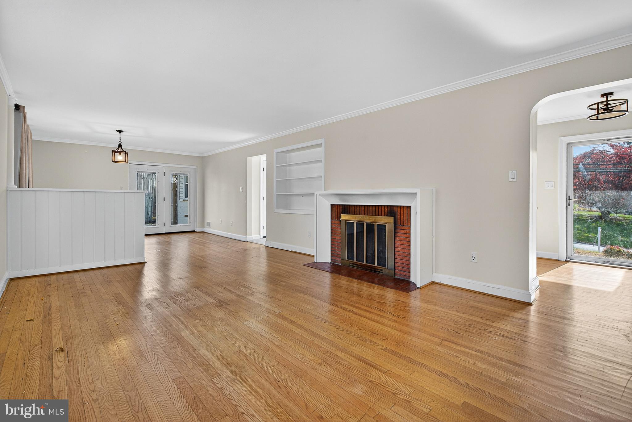 7 Shaw Avenue Silver Spring, MD 20904 - Photo 3 of 26 Living room w/fireplace