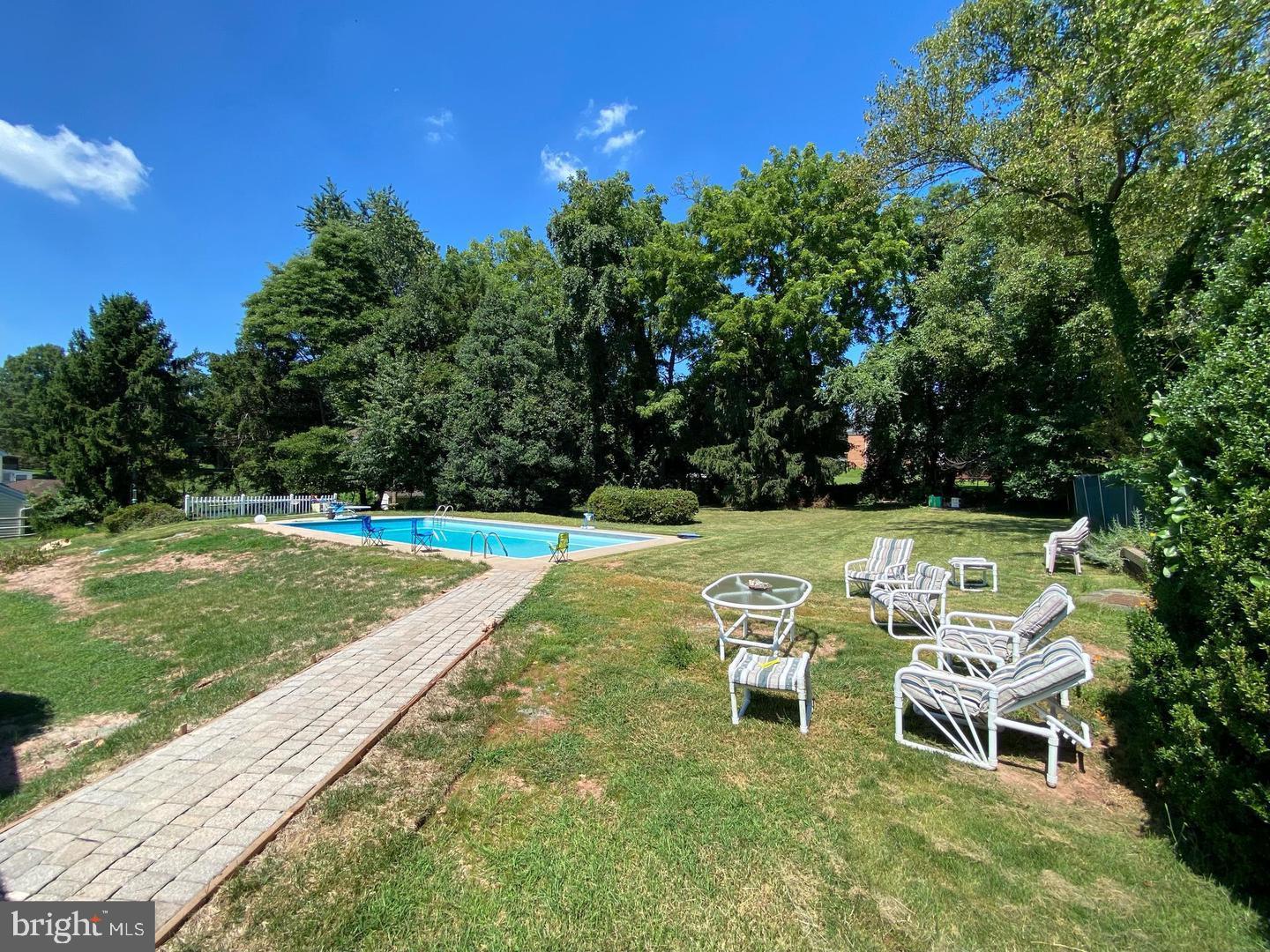 7 Shaw Avenue Silver Spring, MD 20904 - Photo 4 of 26 Older photo. Pool is in need of repair