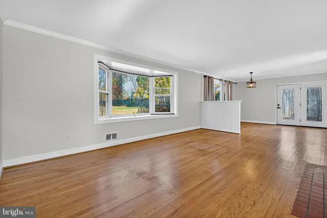 $599,000 | 7 Shaw Avenue, Silver Spring, MD 20904