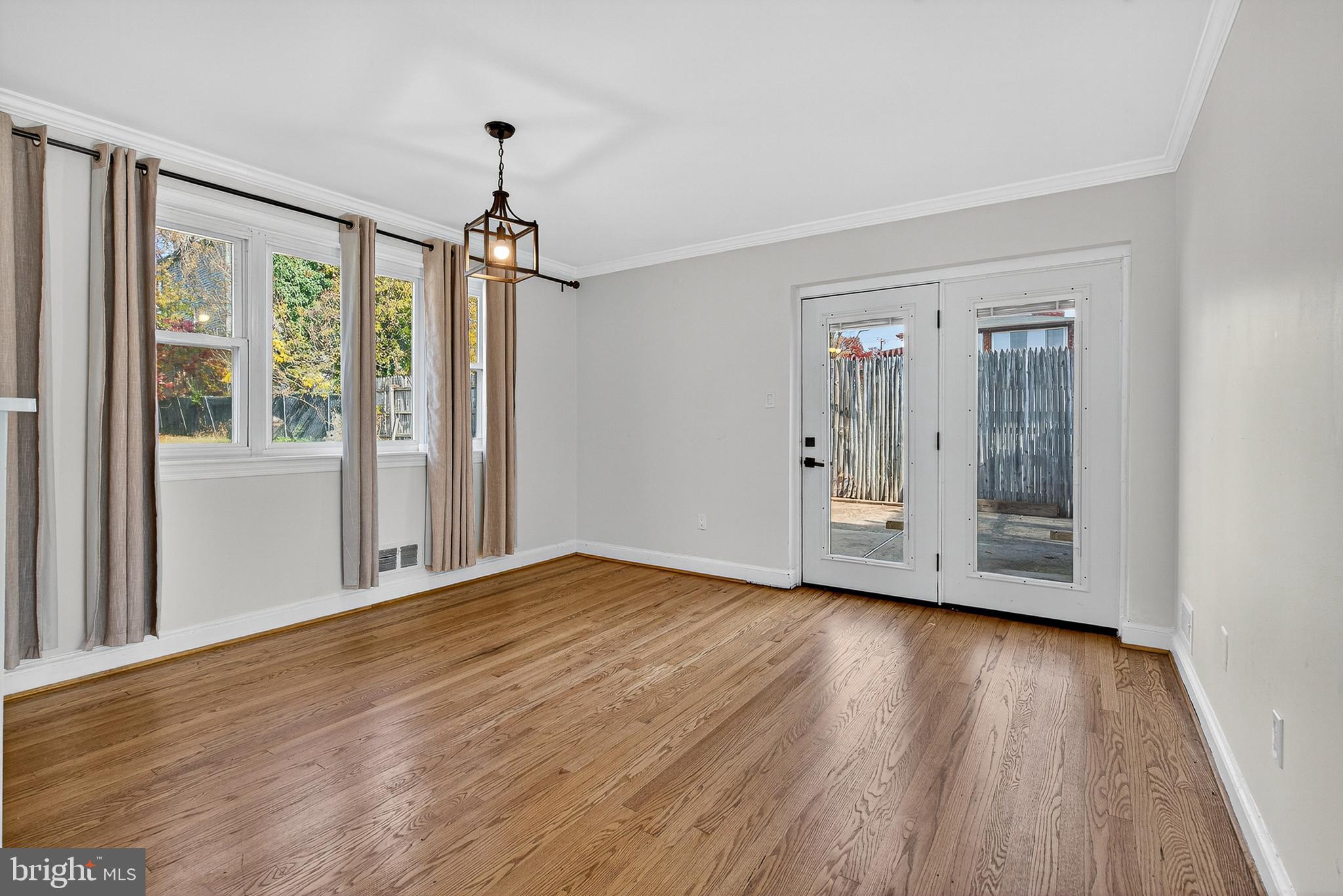 7 Shaw Avenue Silver Spring, MD 20904 - Photo 7 of 26 Dining area