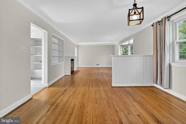 $599,000 | 7 Shaw Avenue, Silver Spring, MD 20904