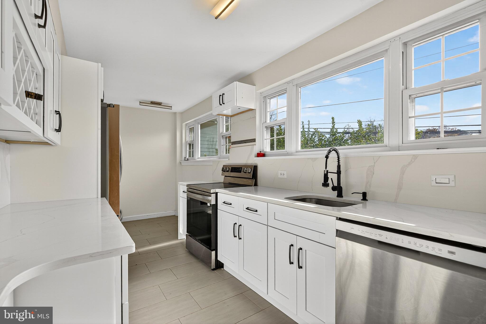 7 Shaw Avenue Silver Spring, MD 20904 - Photo 9 of 26 Kitchen