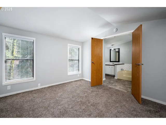 $99,900 | 32700 Southeast Leewood Lane, Unit 53, Boring, OR 97009