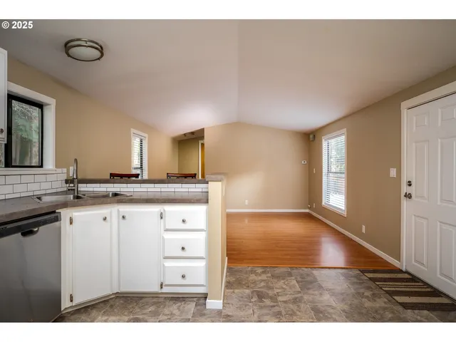 $99,900 | 32700 Southeast Leewood Lane, Unit 53, Boring, OR 97009