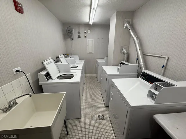 $149,900 | 2700 Dale Street North, Unit A214, Roseville, MN 55113