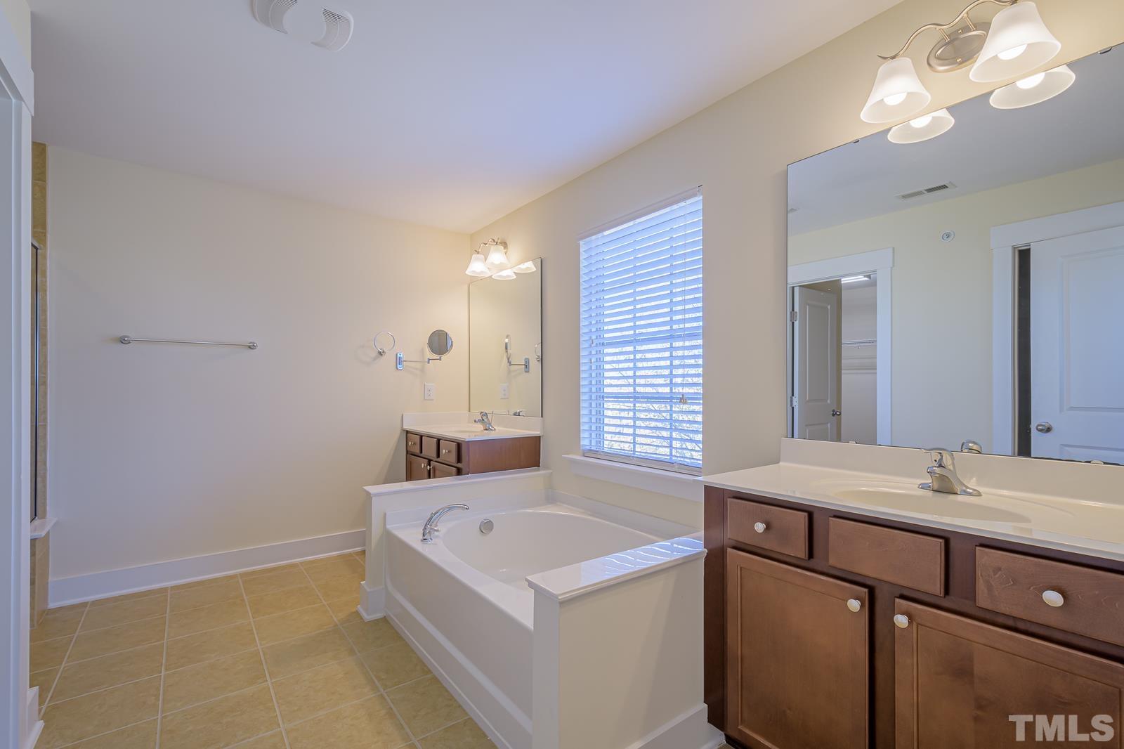 9900 Remedios Walk Raleigh, NC 27617 - Photo 17 of 25 Gallery Image 17