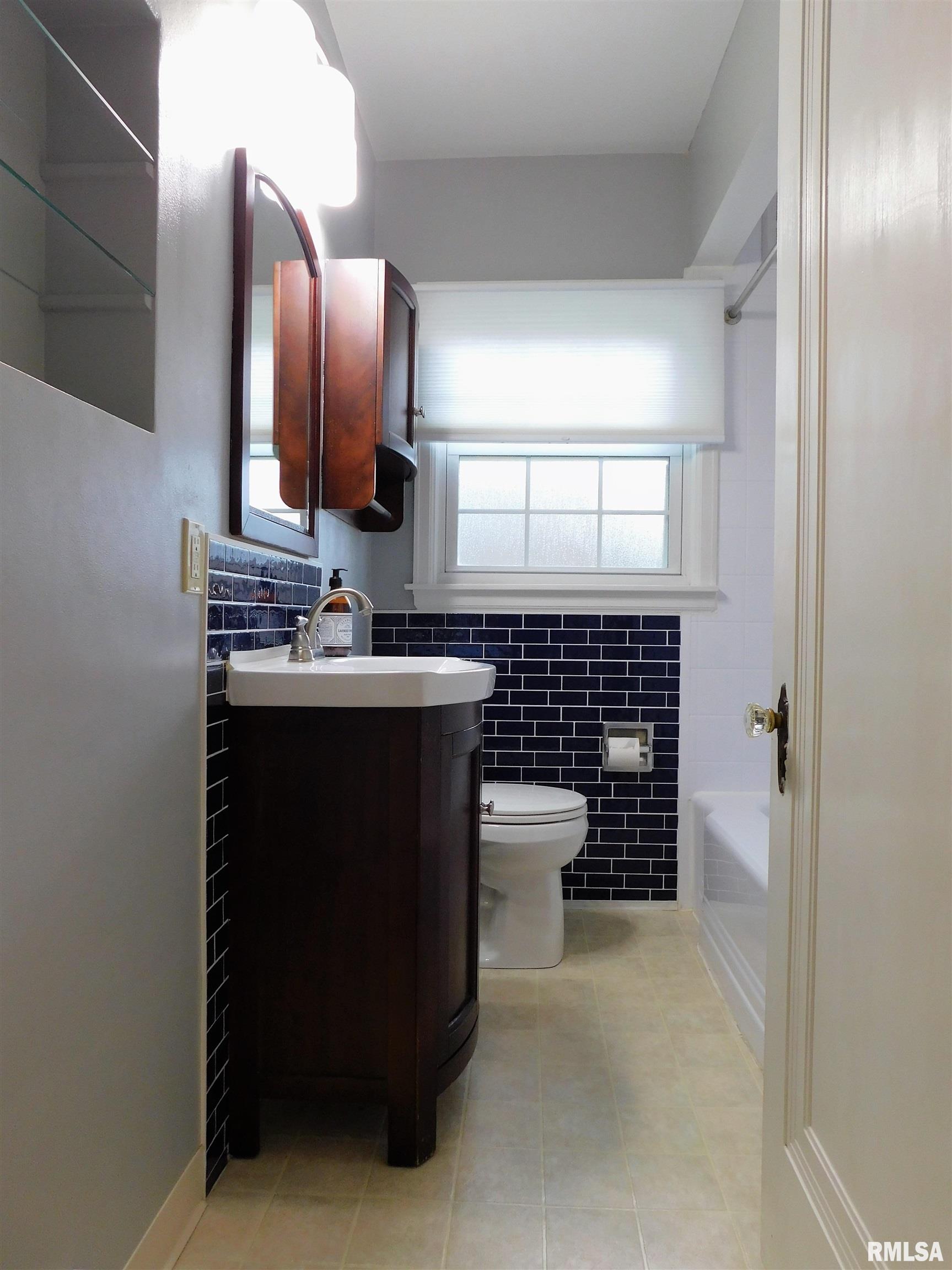 732 3rd Street Moline, IL 61265 - Photo 20 of 29 Gallery Image 20