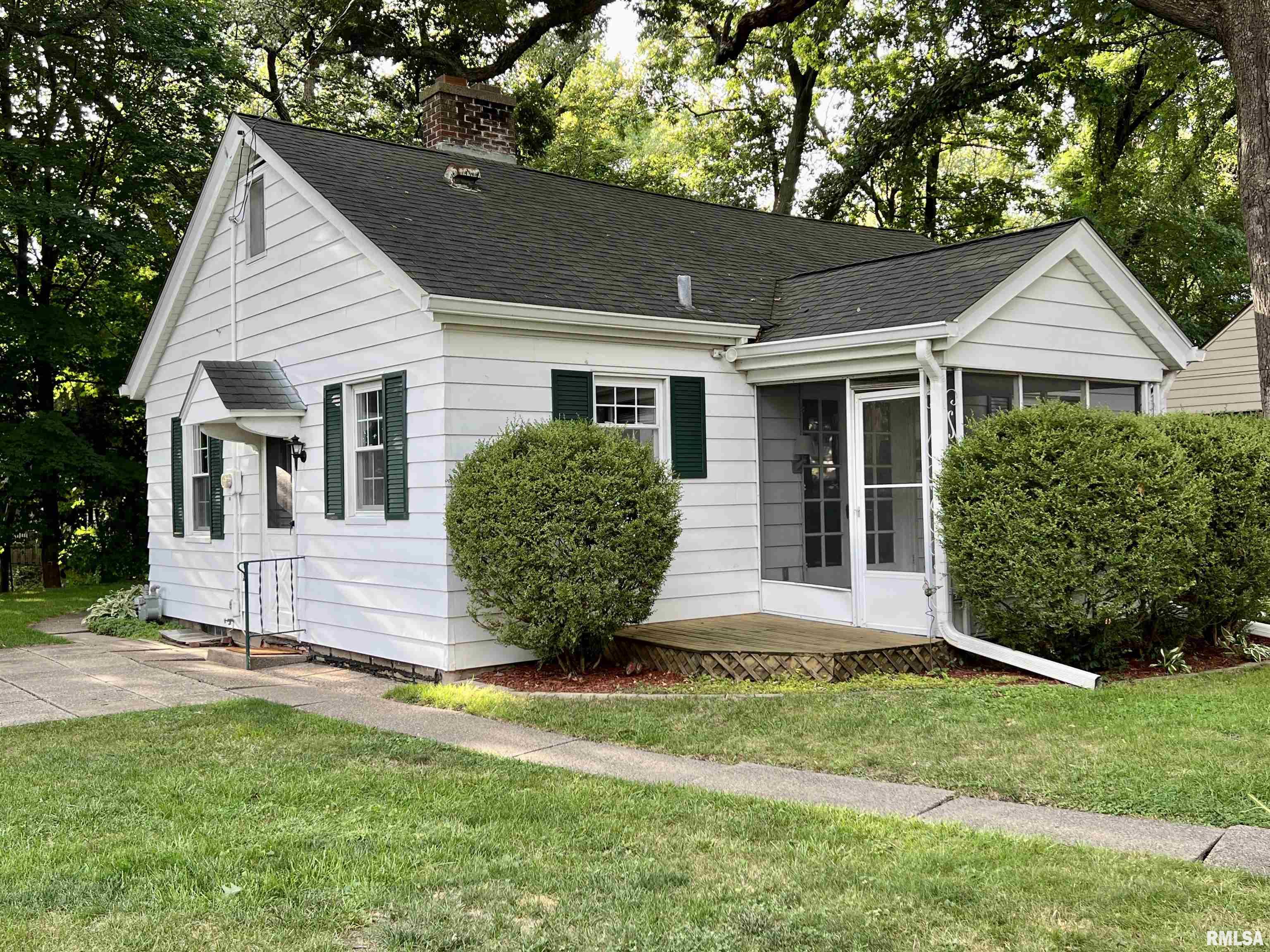732 3rd Street Moline, IL 61265 - Photo 2 of 29 Gallery Image 2