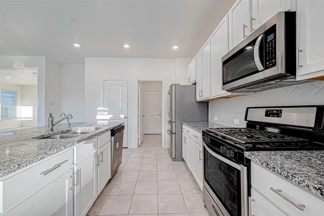 $2,500 | 7106 Escondido Drive, Rosharon, TX 77583