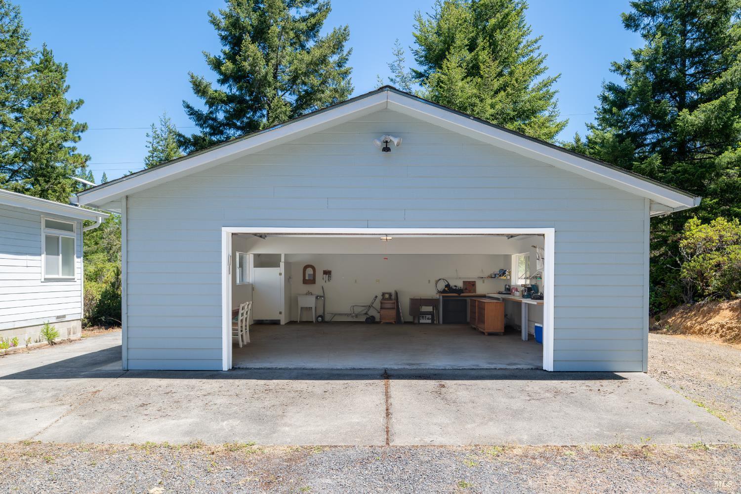 33416 Iversen Road Gualala, CA 95445 - Photo 10 of 50 Gallery Image 10