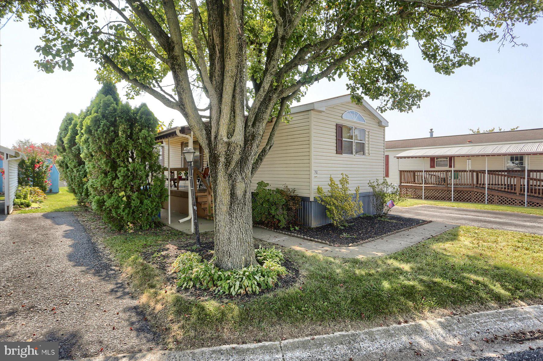 72 Ridgewood Manor Manheim, PA 17545 - Photo 1 of 27