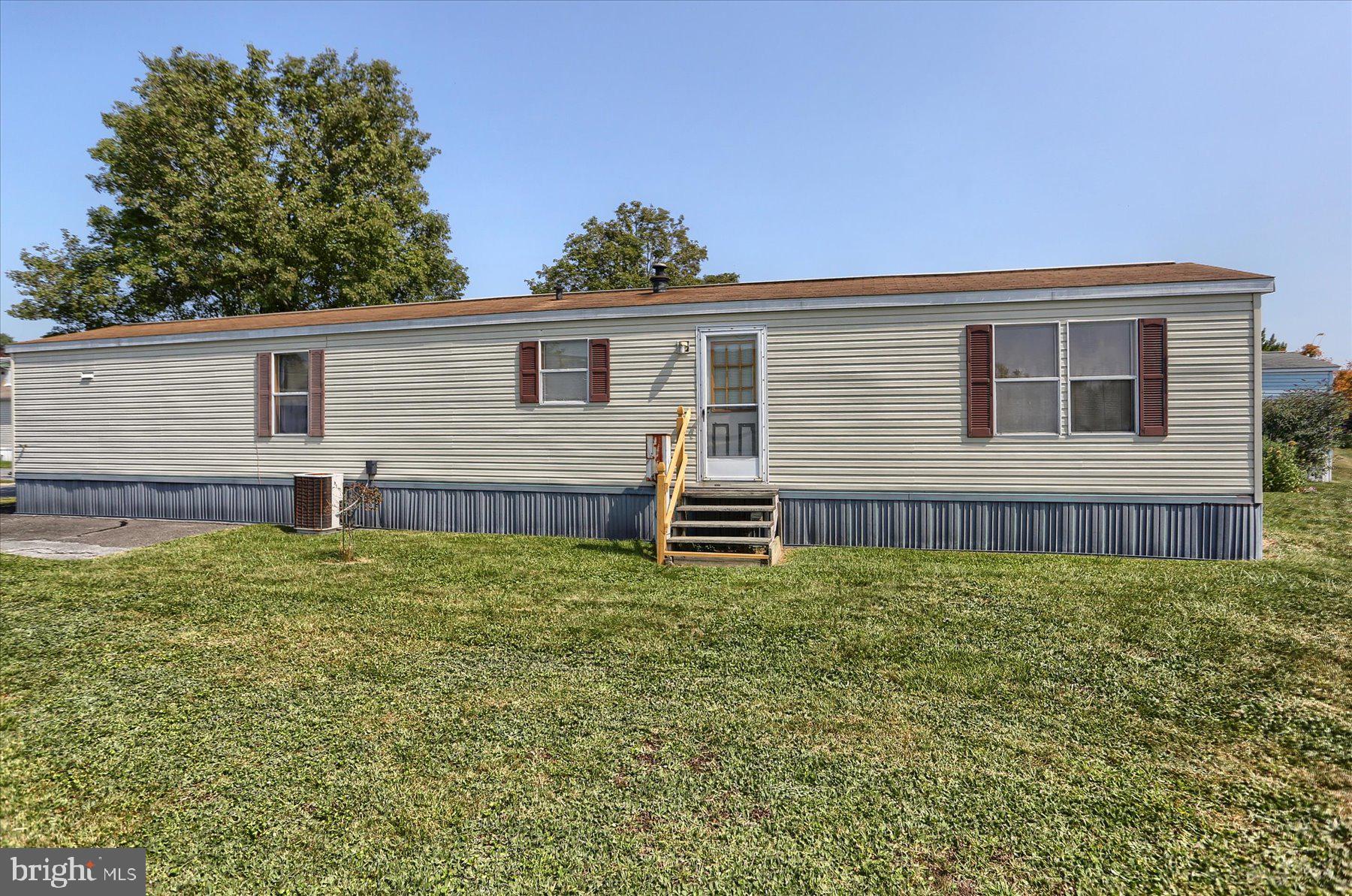 72 Ridgewood Manor Manheim, PA 17545 - Photo 23 of 27