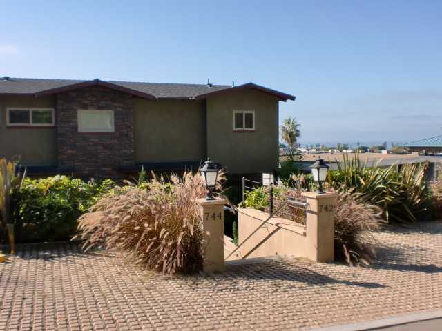 744 Dewitt Avenue Encinitas, CA 92024 - Photo 2 of 10