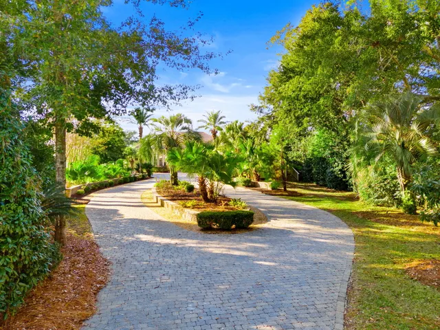 $1,699,000 | 630 Mallet Bayou Road, Freeport, FL 32439