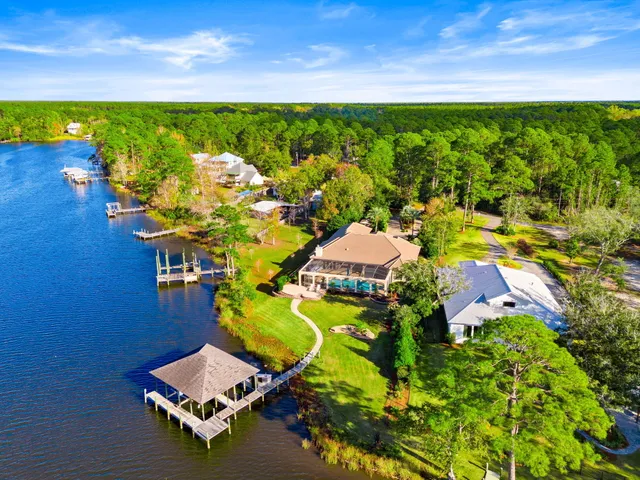 $1,699,000 | 630 Mallet Bayou Road, Freeport, FL 32439