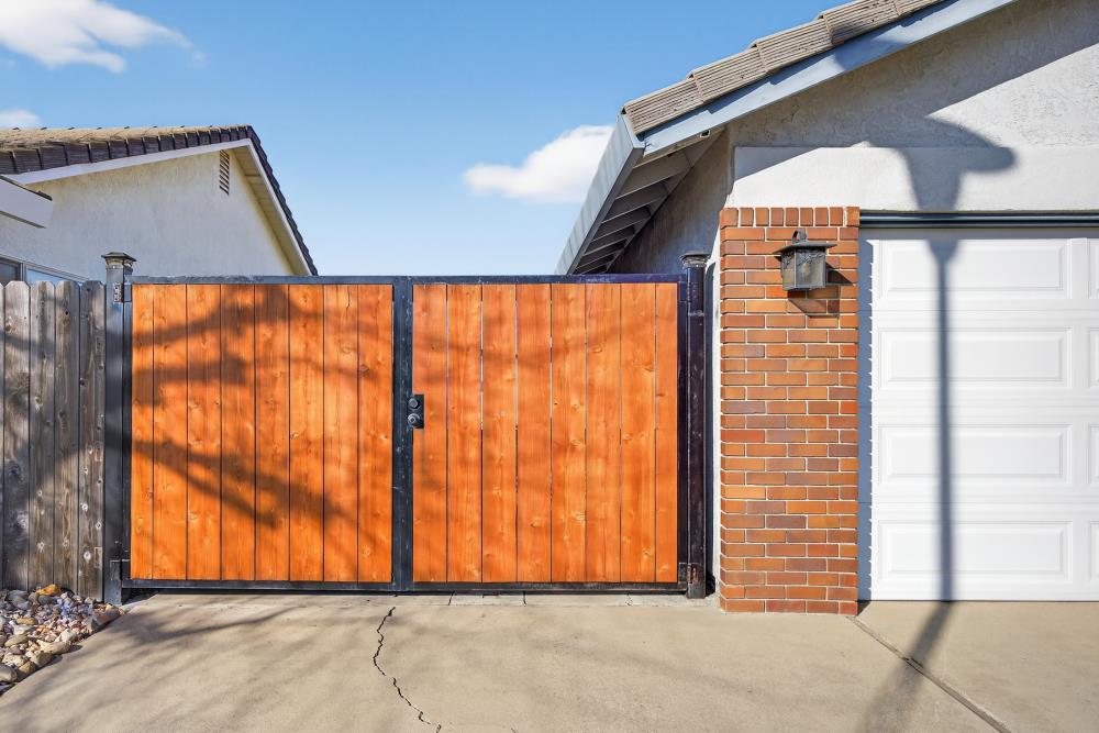 763 Adare Way Galt, CA 95632 - Photo 7 of 86