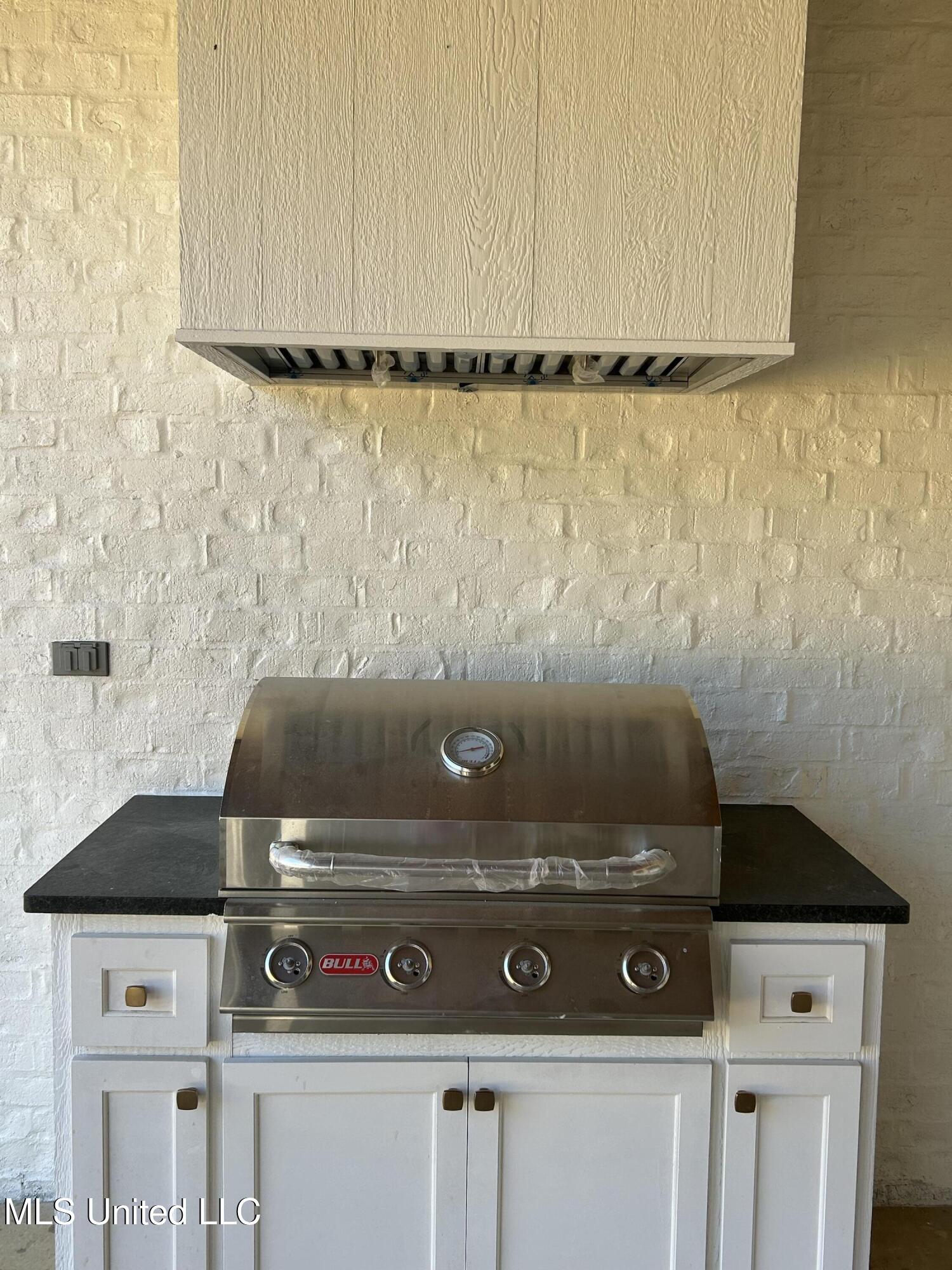 900 Fairburn Court Madison, MS 39110 - Photo 25 of 25 Outdoor Grill