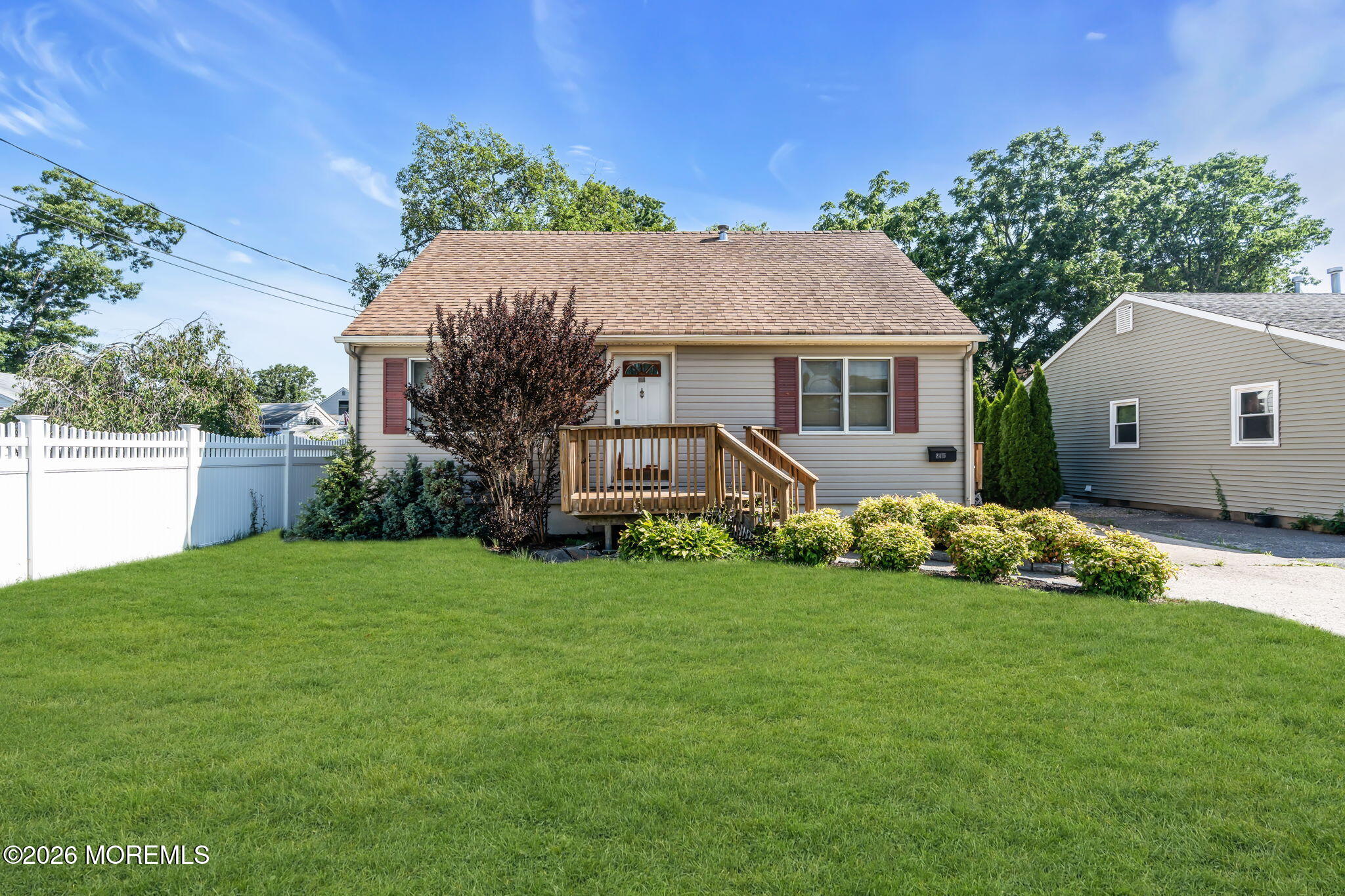 2415 Beech Street Point Pleasant, NJ 08742 - Photo 6 of 37 4-web-or-mls-DSC04808-1