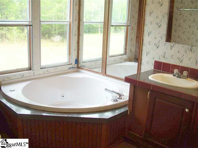 659 Shaw Road Roebuck, SC 29376 - Photo 16 of 25