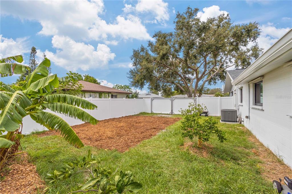 1481 Piedmont Road Venice, FL 34293 - Photo 38 of 52 RV/Boat parking with wide gate