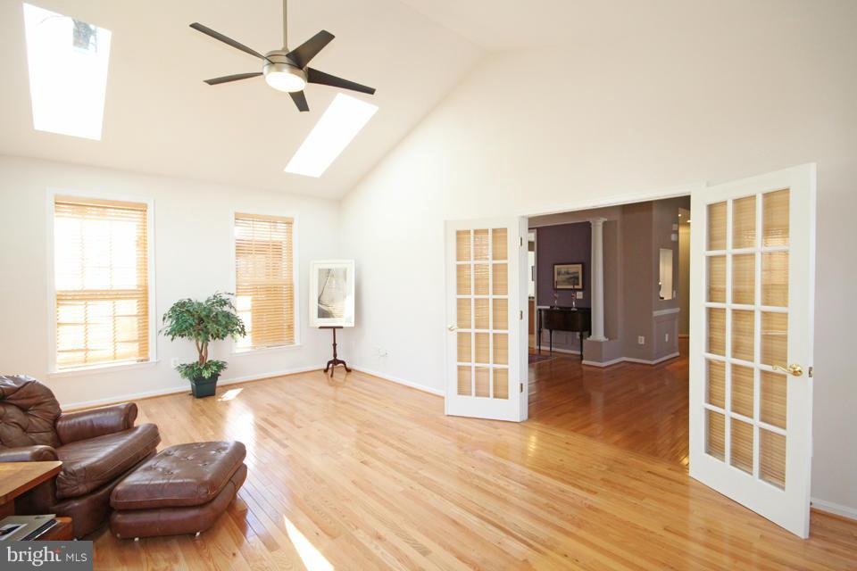 6253 Rolling Spring Court Springfield, VA 22152 - Photo 8 of 30 a living room with furniture window and wooden floor