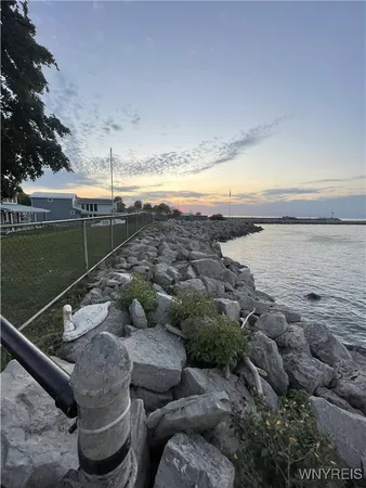 $369,500 | 5843 Ontario Street, Newfane, NY 14126