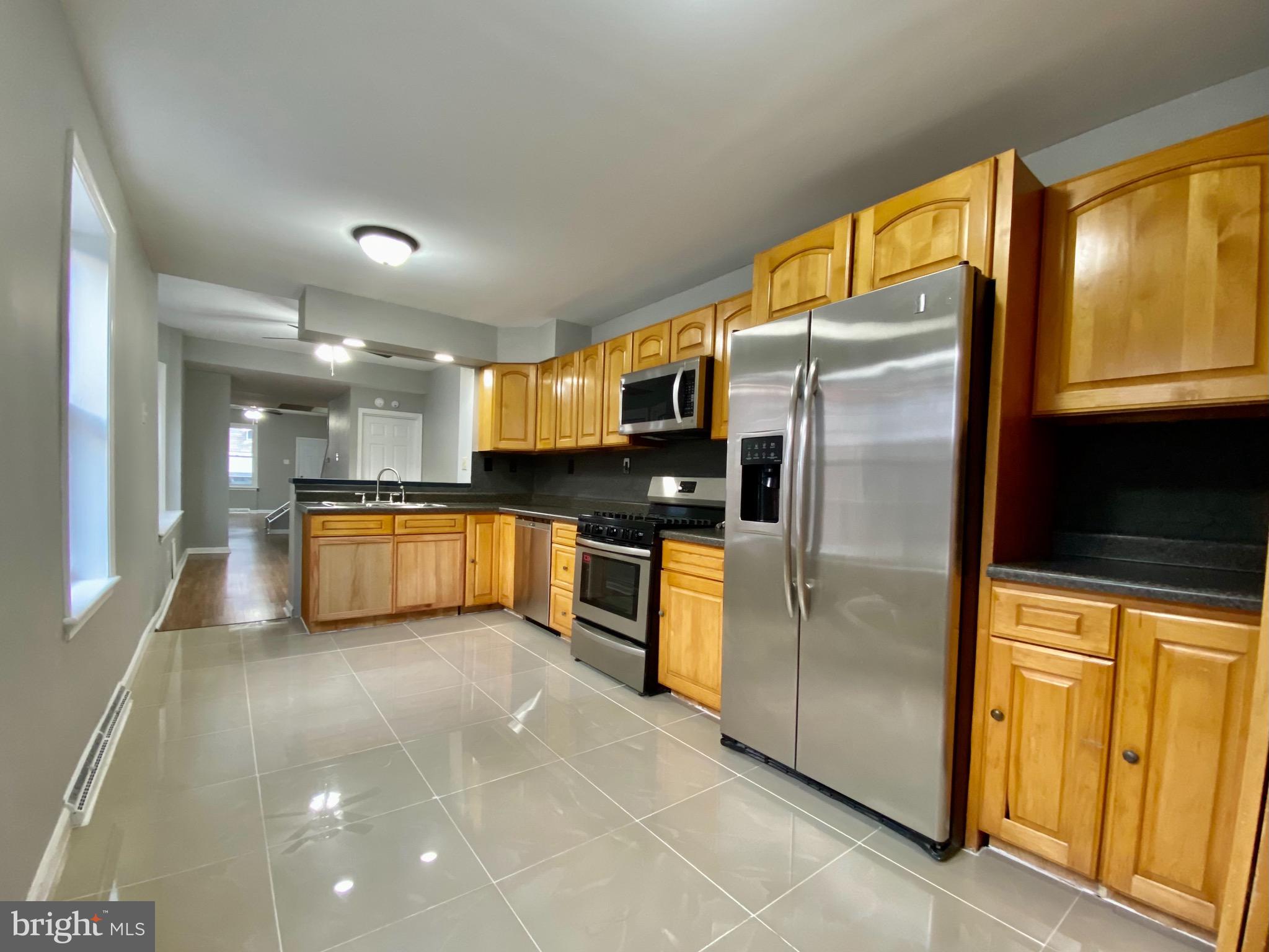 1140 Spring Street Reading, PA 19604 - Photo 15 of 32 Gallery Image 15