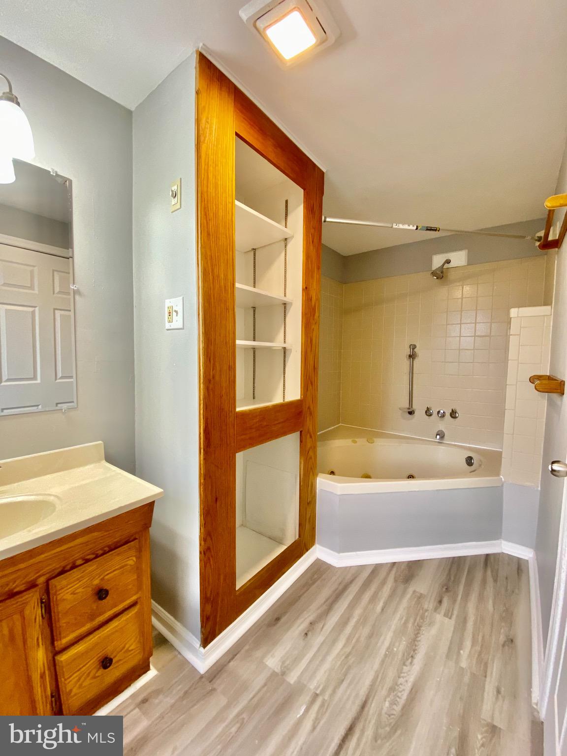 1140 Spring Street Reading, PA 19604 - Photo 22 of 32 Gallery Image 22