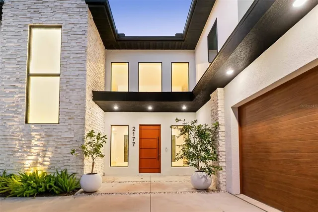 $2,799,000 | 2177 Sunnyside Place, Sarasota, FL 34239